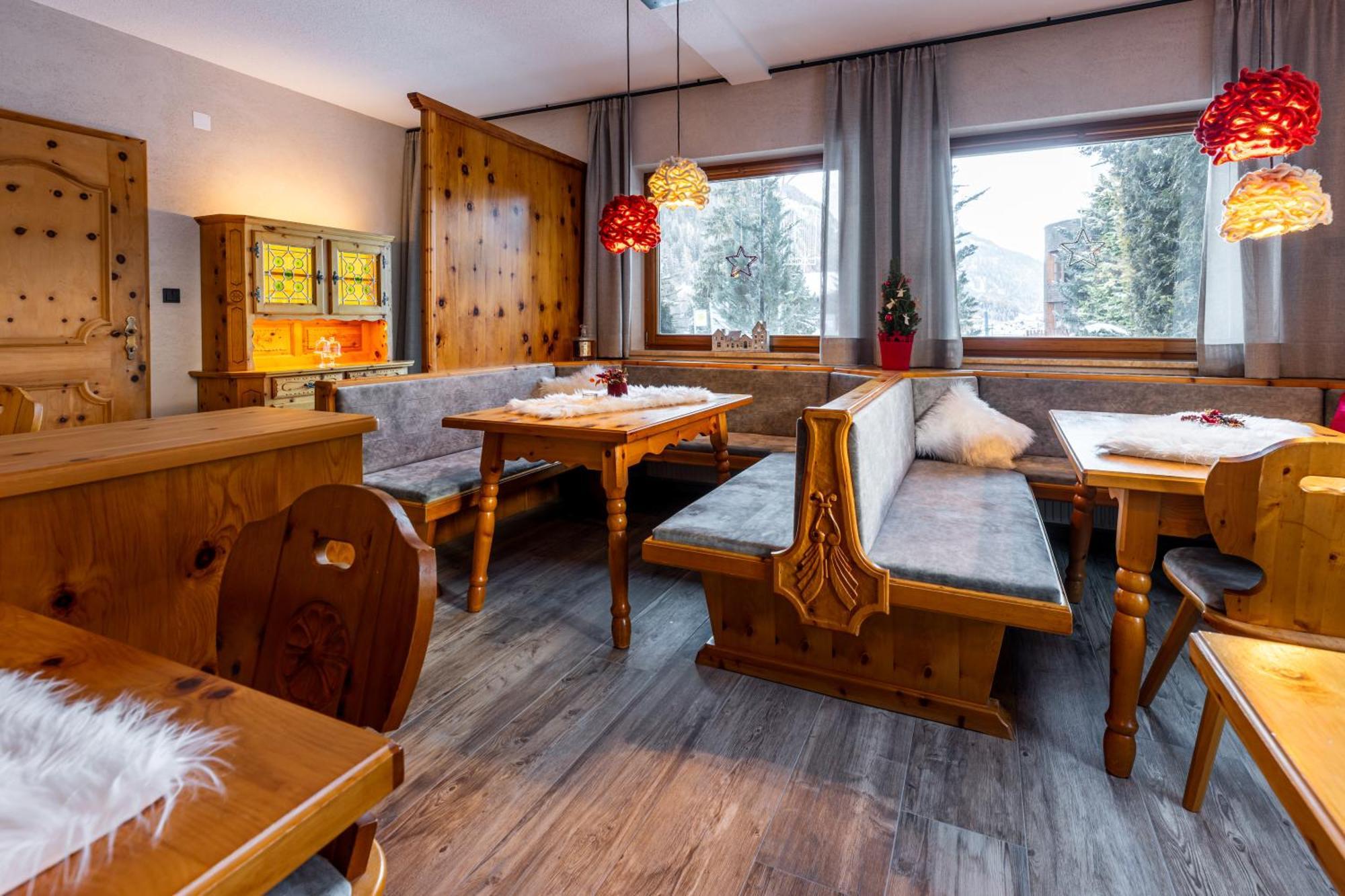 Landhaus Hüttl Sankt Anton am Arlberg Exterior foto